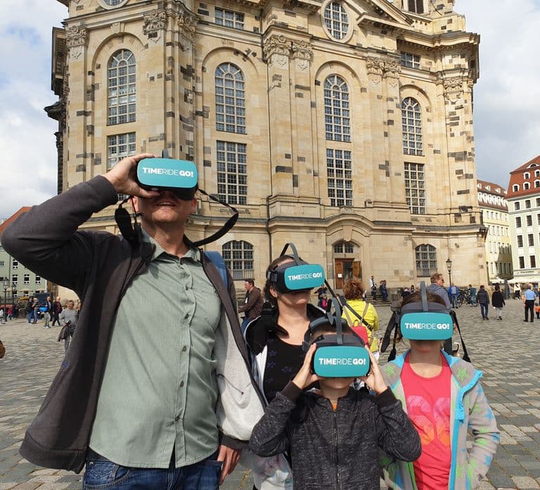 Dresden: Walking Tour with Virtual Reality elements
