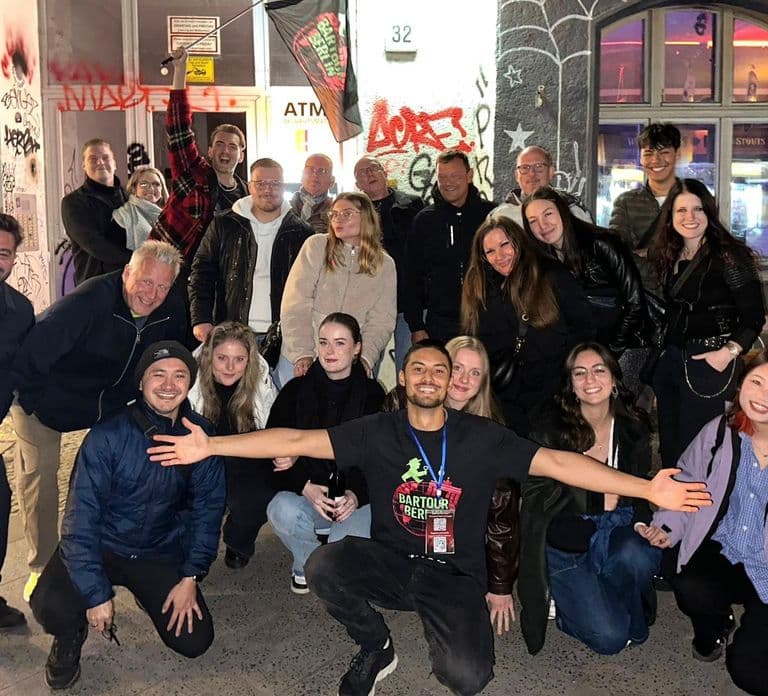 Berlin Pubcrawl: Shots, Jogos de Festa, Preços e Entrada VIP em Clubes