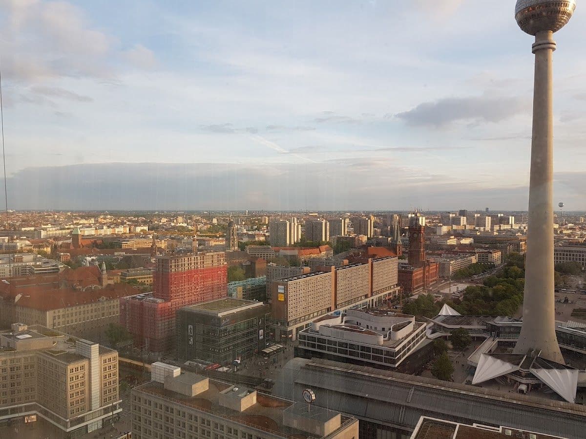 Berlin TV Tower: Admission + Breakfast