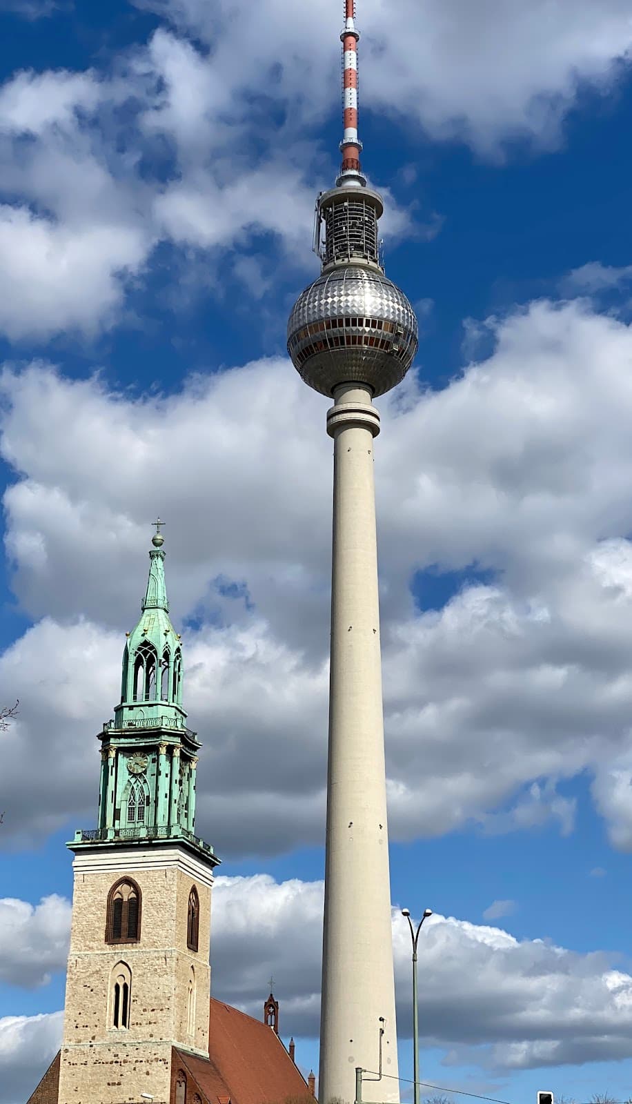 Berlin TV Tower: Fast View