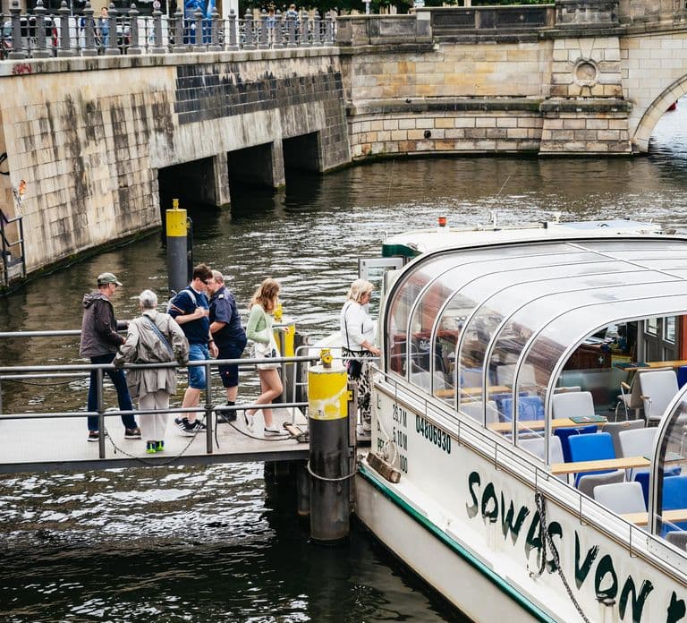 Berlino: Crociera turistica di 1 ora