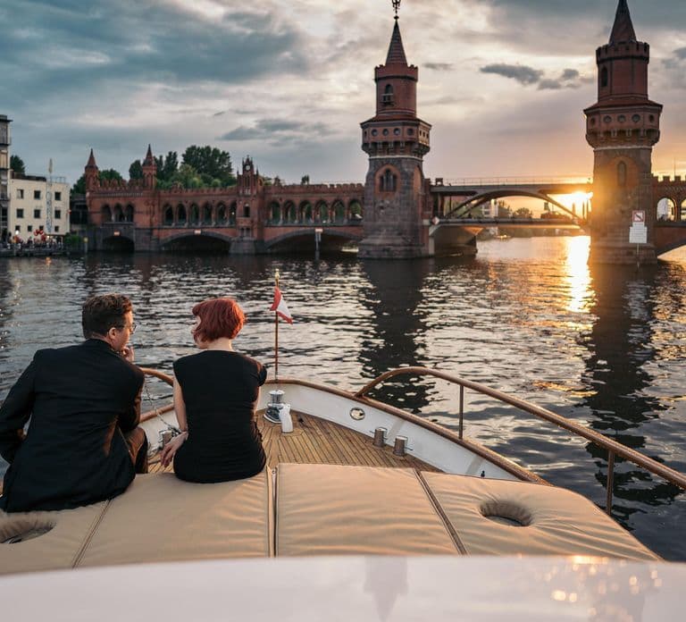 Berlin: 1h Boutiquestyle-Cruise on the Electric FITZGERALD