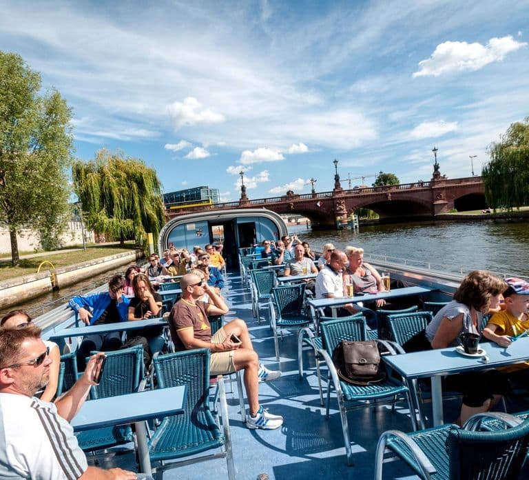 Berlin: 3.25-Hour Spree & Landwehrkanal Boat Tour