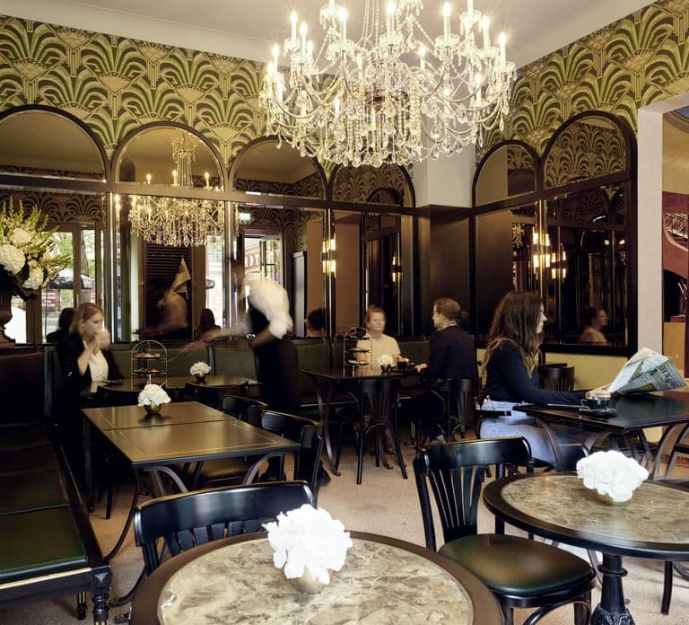 Berlino: Colazione al Café Wintergarten