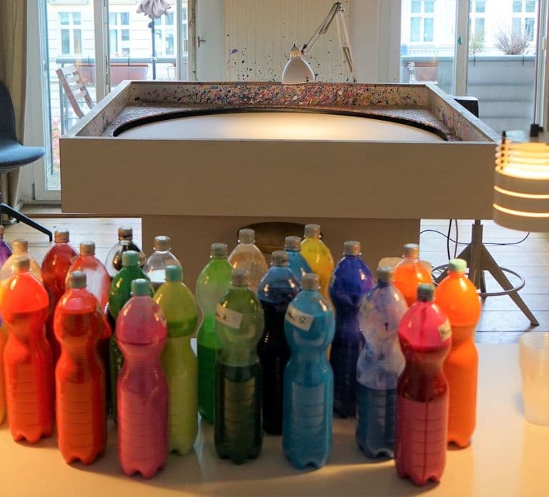 Berlin: Create Your Own Spin Painting at Jans Echternacht