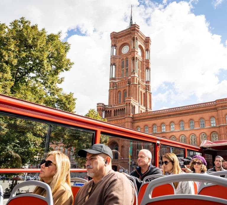 Berlim: Ônibus Hop-On-Hop-Off com Opção de Cruzeiro Fluvial
