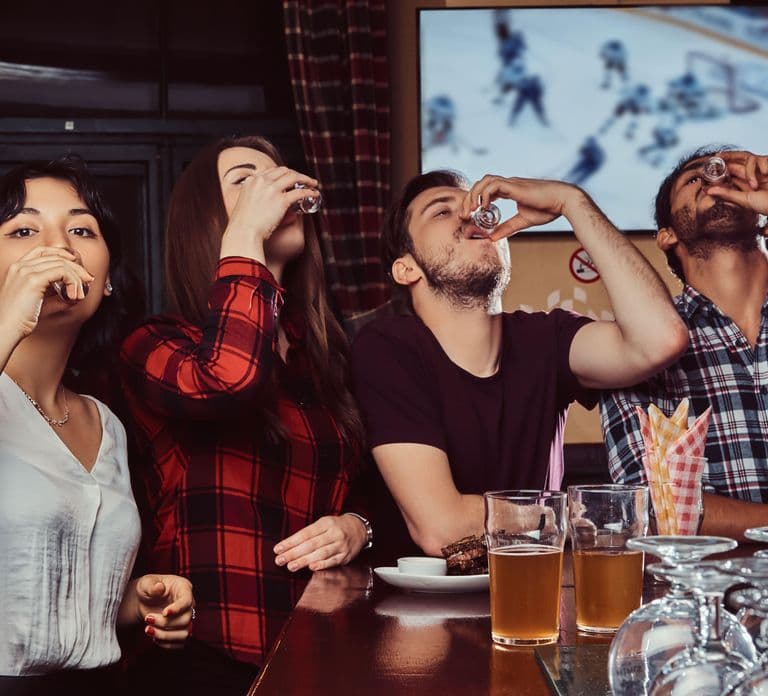Berlijn: Pub Crawl & Party met gratis shots & VIP-clubtoegang