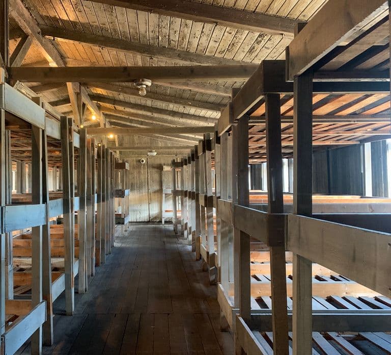 Berlin: Sachsenhausen Memorial 6-Hour Tour in Spanish