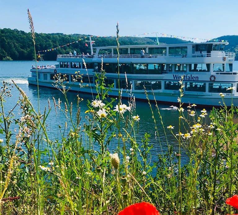 Biggesee: XXL Boat Ride with All-Inclusive Brunch Buffet