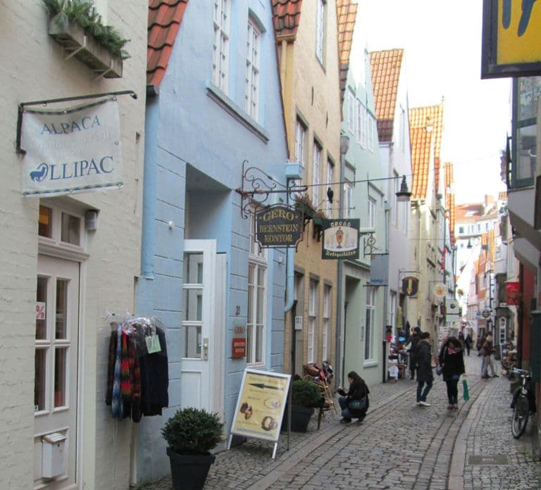 Bremen: Walking Tour of Historic Schnoor District