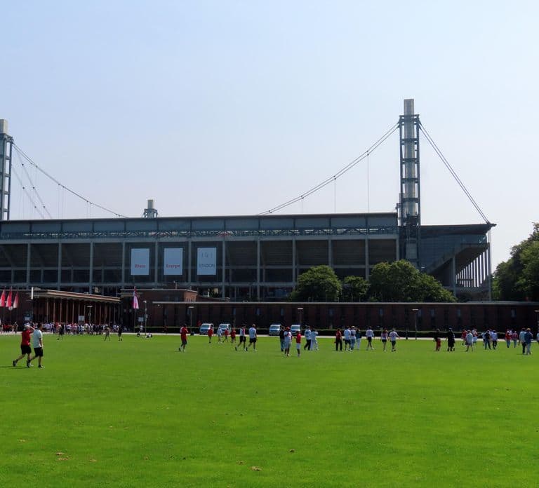 Cologne: 1. FC Köln matchday experience with a local