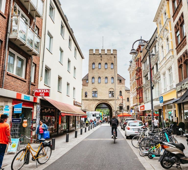 Cologne: Südstadt Guided Foodie Walking Tour