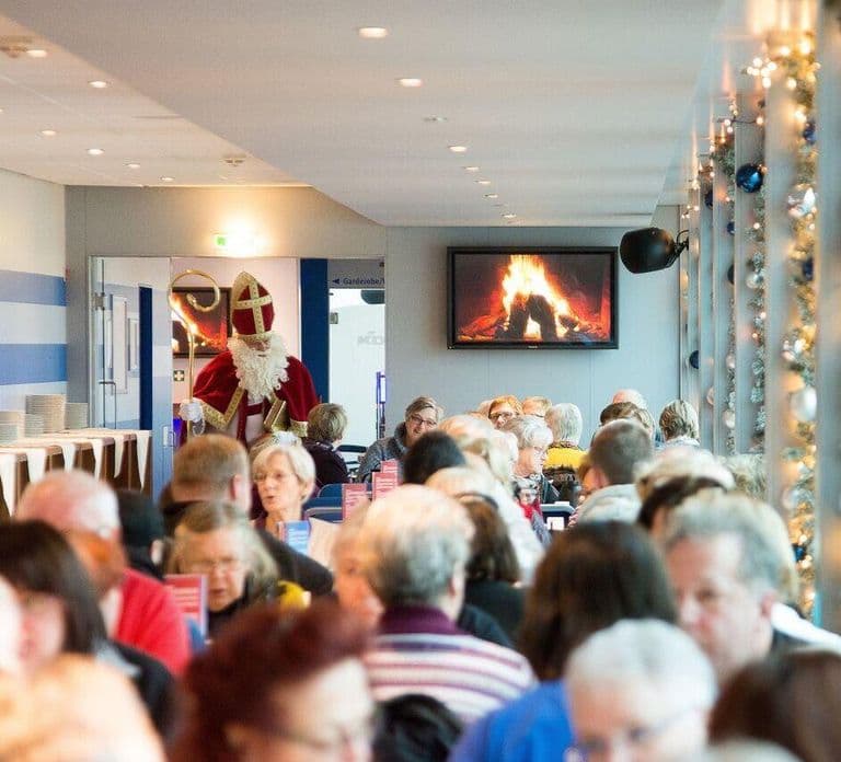 Cologne: Winter Afternoon Boat Cruise on the Rhine
