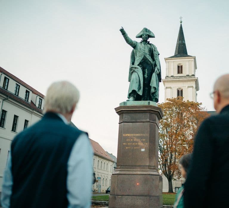 Dessau: Guided Walking Tour through History