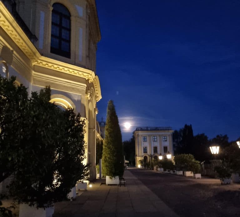 Kassel: Kassels versunkene Stadt bei Nacht