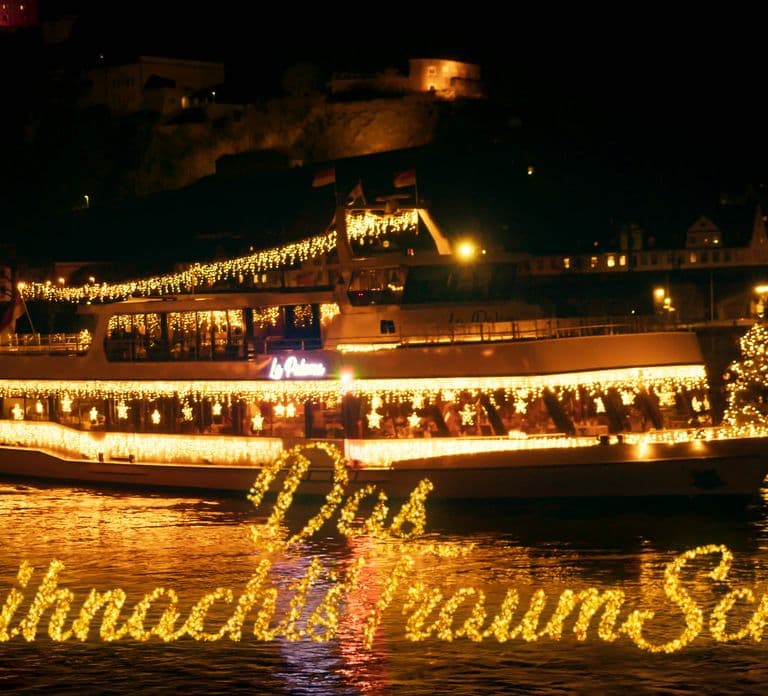 Koblenz: Christmas Boat Tour with Mulled Wine