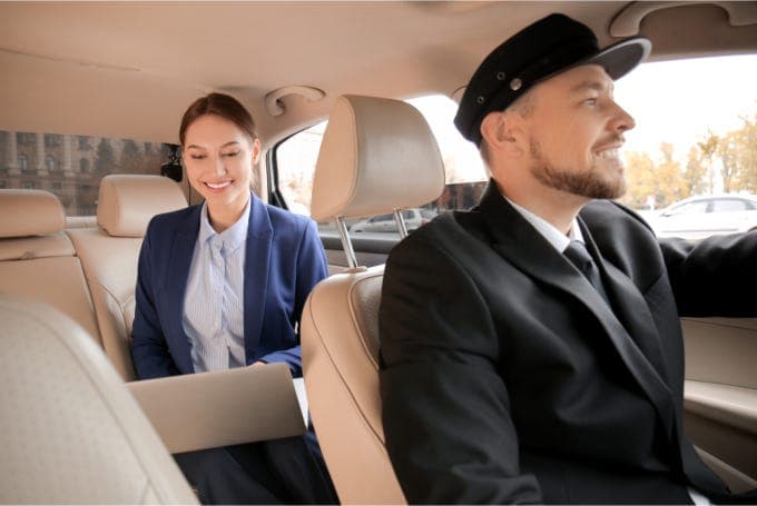Munich: Airport Transfer by Bus