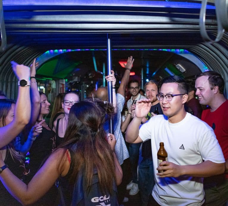Múnich: Tour de bares y discotecas