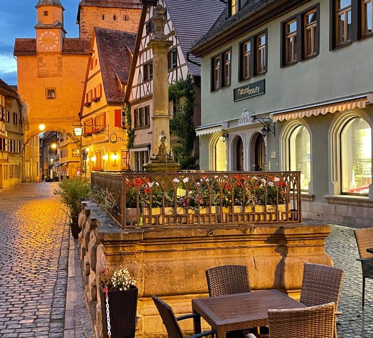 Rothenburg: Private Night Watchman Tour