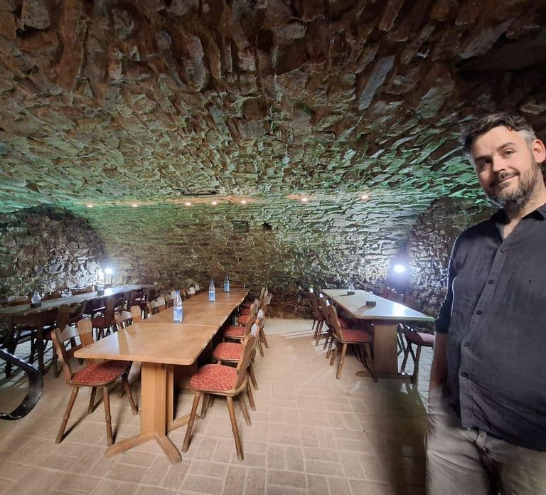 Rüdesheim - Guided wine hikes with 4wines and cable car ride