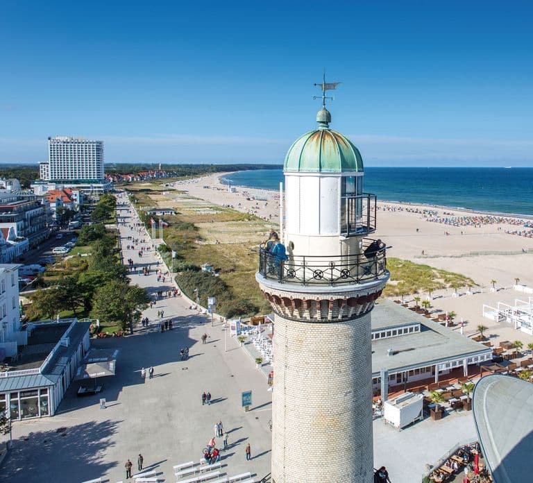 Warnemünde: Guided Walking Tour