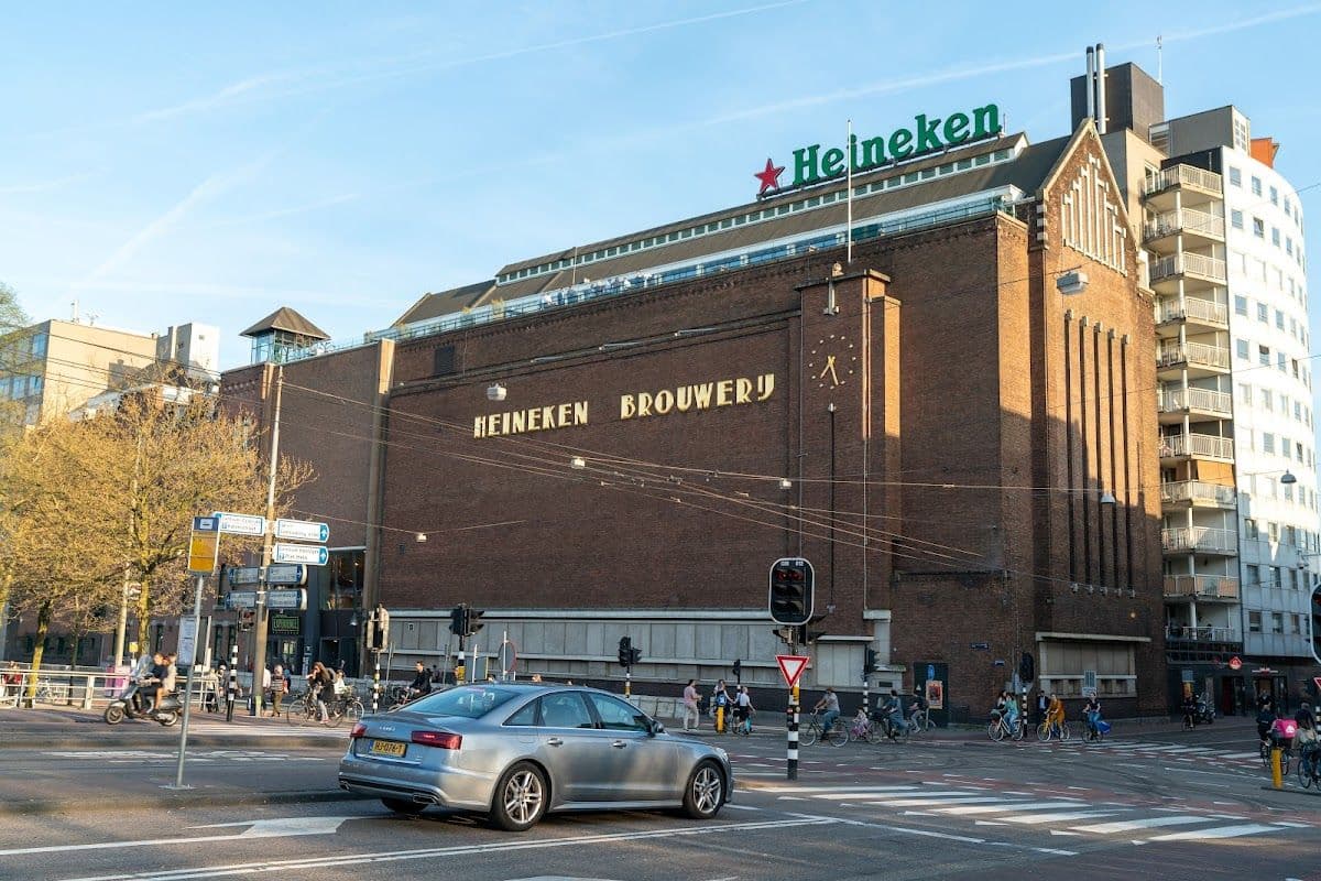 1 Day Hop-on Hop-Off Sightseeing Bus with the Heineken Experience