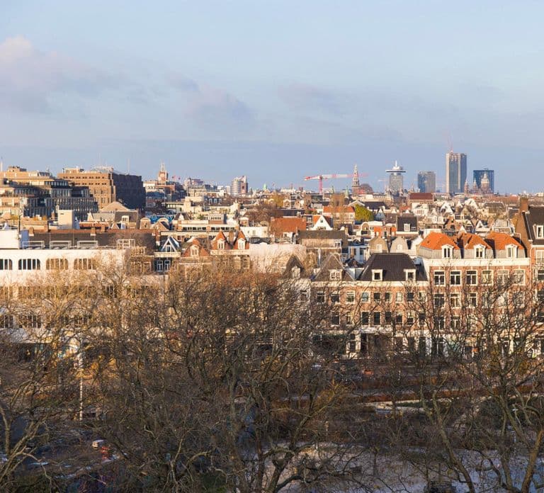 Combo 2-en-1 : Visite de la ville et toit-terrasse Heineken (avec 2 boissons)
