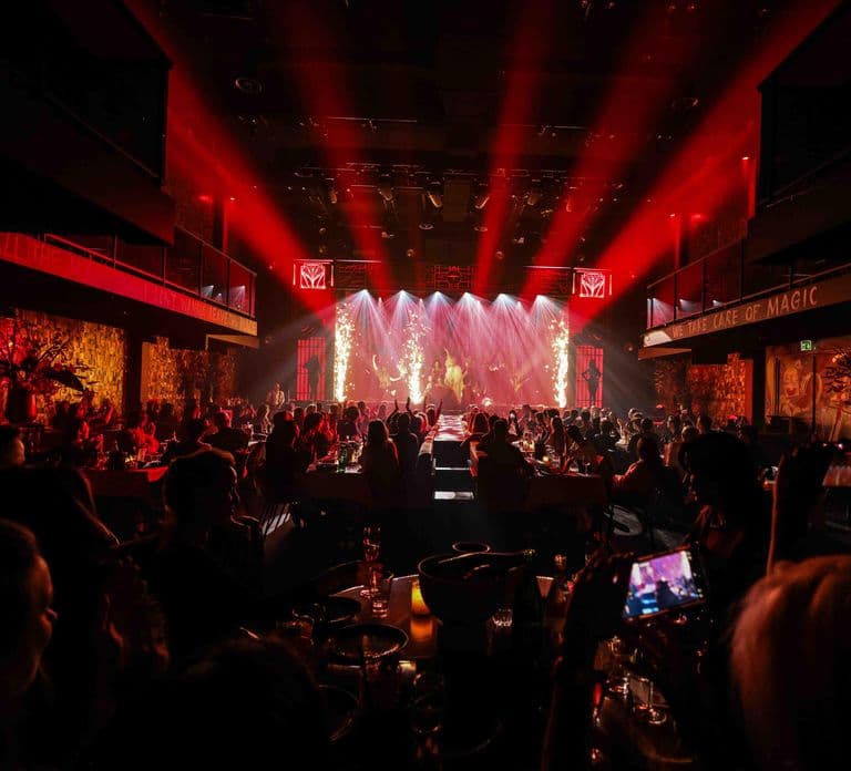 Amsterdam: "Chèri Chèri" – Wstęp na największy drag show w Europie