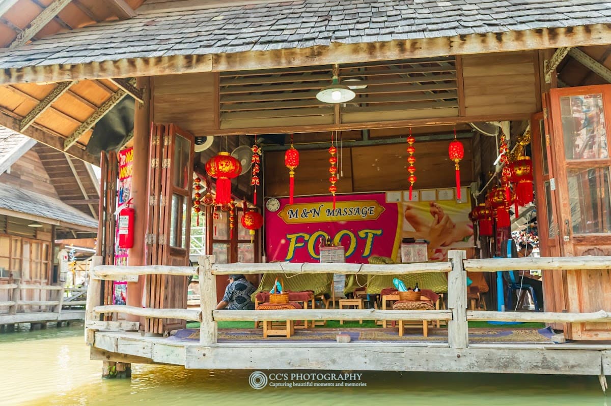 Pattaya Floating Market - Non-Thai Resident