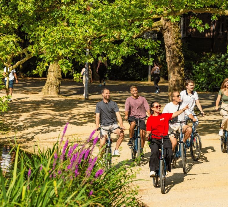 Amsterdam: 2.5-Hour Bike Tour
