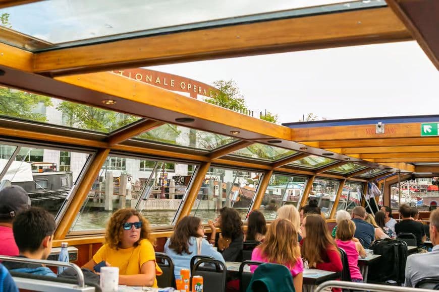 Amsterdam : croisière de 75 minutes sur les canaux avec audioguide