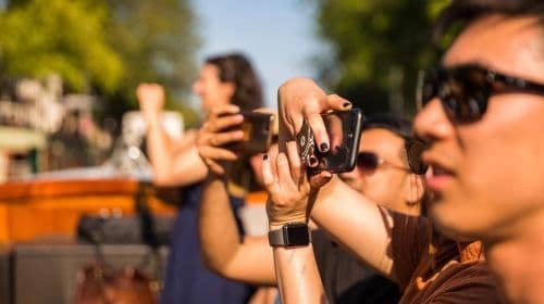 Amsterdam: Crociera sui canali per piccoli gruppi di 90 minuti e guida locale! Tour giornalieri