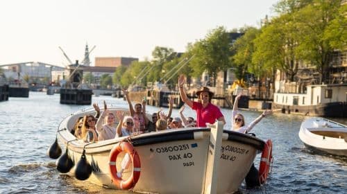 Amsterdam: Crociera sui canali per piccoli gruppi di 90 minuti e guida locale! Tour giornalieri