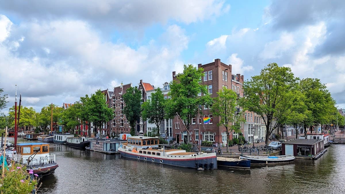 Amsterdam: Ben's Local Food Tour - 8 Tastings