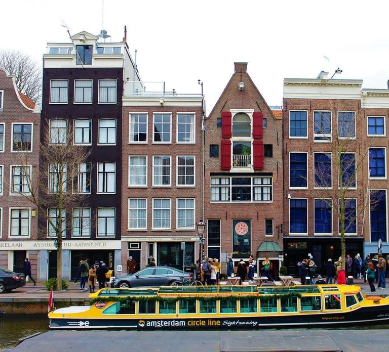 Amsterdã: Cruzeiro com Jantar de Hambúrguer pelos Canais