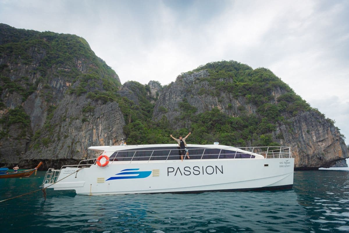 Phi Phi Island, Bamboo Island e Sunset Maiton Island con il catamarano veloce Seanery