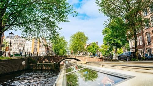 Amsterdam: Crociera sui canali della città e tour giornaliero al Rijksmuseum