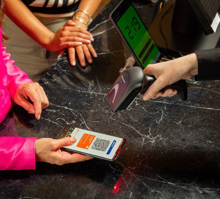 Amsterdam: City Card with Free Entrance & Public Transport