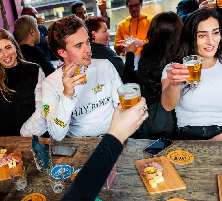 Amsterdam: Guided Craft Beer Tasting with cheese and snacks