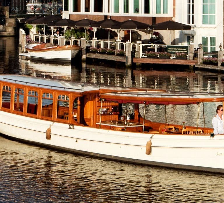 Amsterdam : Dîner-croisière haut de gamme de 3 plats sur les canaux