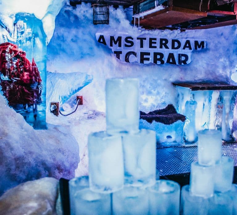Amsterdam: Icebar Entry Ticket with 3 Drinks