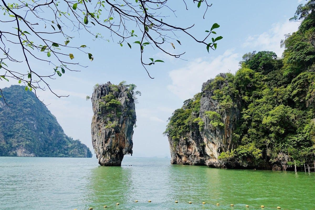 Private Speedboat Charters to Phang Nga Bay, James Bond Island