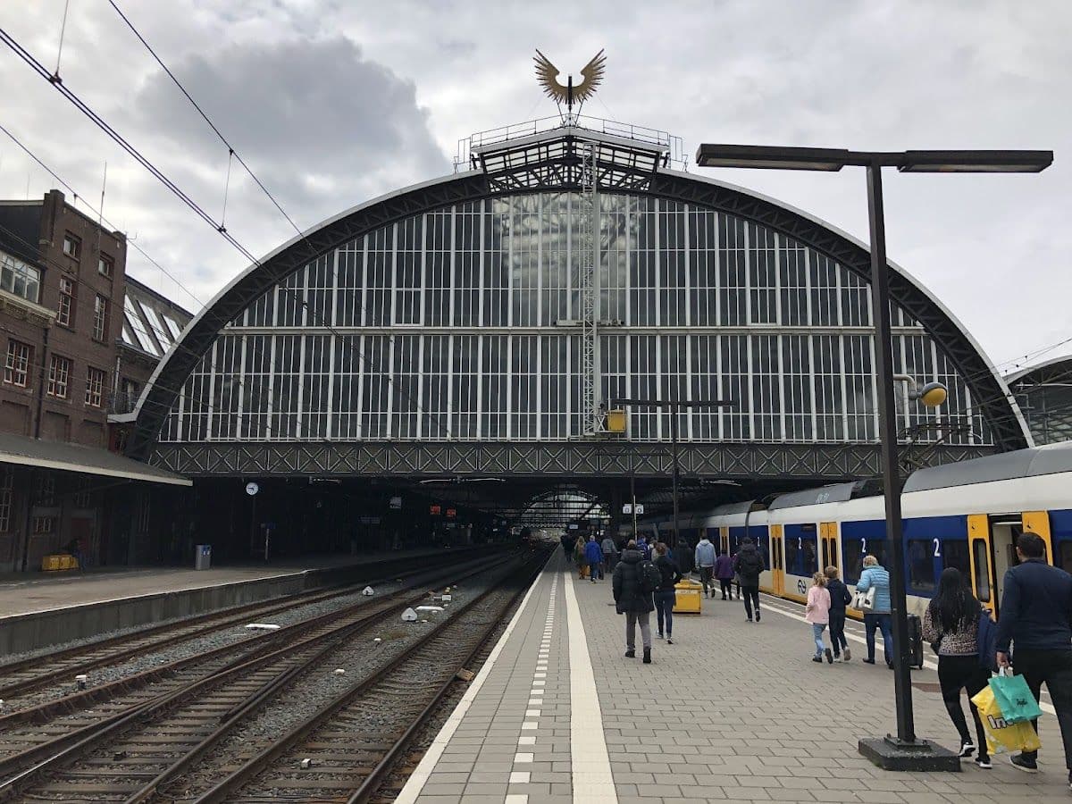 Amsterdam: Lovers Canal Cruise from Central Station
