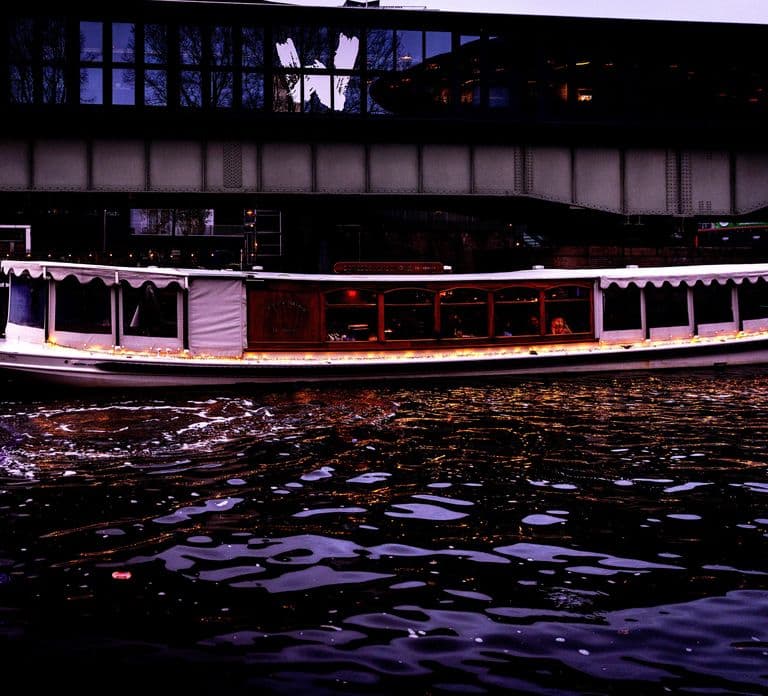 Amsterdam: Crociera di lusso all'Amsterdam Light Festival con bevande opzionali