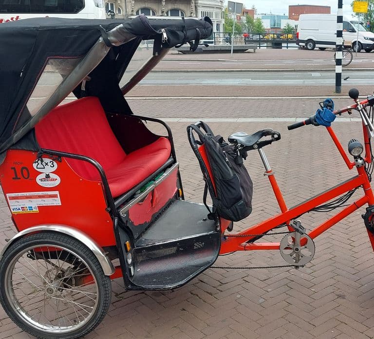 Amsterdam: Private City Highlights Tour by Rickshaw