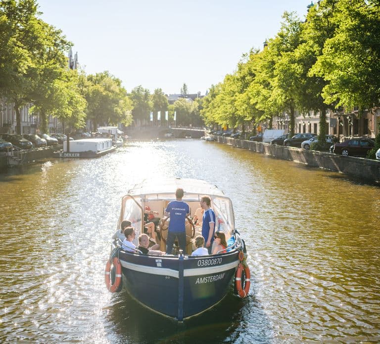 Amsterdam: Red-Light District Pub Crawl and Booze Boat Tour