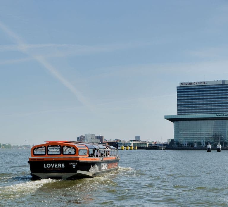 Amsterdam: Semi-Open Rondvaart door de grachten