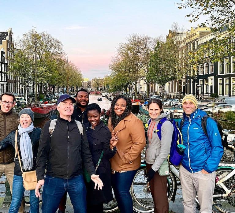 Amsterdam: Small Group Walking Tour with Fun Guide