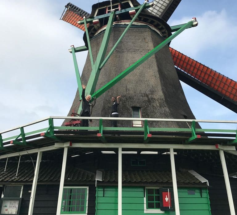Amsterdam: Zaanse Schans Windmills Bike Tour with Guide