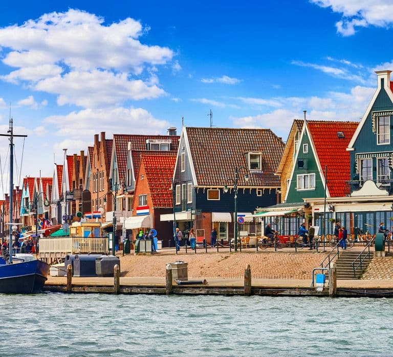 Amsterdam: Zaanse Schans, Windmills & Volendam Private Tour